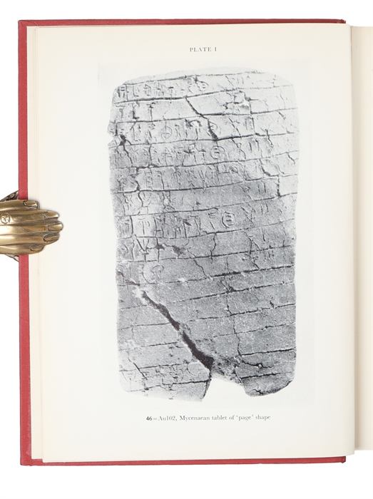 Documents in Mycenaean Greek. Three Hundred Selected Tablets from Knossos, Pylos and Mycenae with Commentary and Vocabulary.
