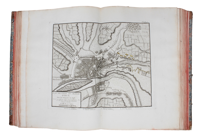 Histoire militaire de Flandre, depuis l'année 1690 jusqu en 1694 inclusivement; qui comprend le Detail des Marches, Campemens, Batailles, Sieges & Mouvemens des Armees du Roi, & de celles des Alliés pendant ces cinq Campagnes. 3 Vols. (Textvol. in 5 P...