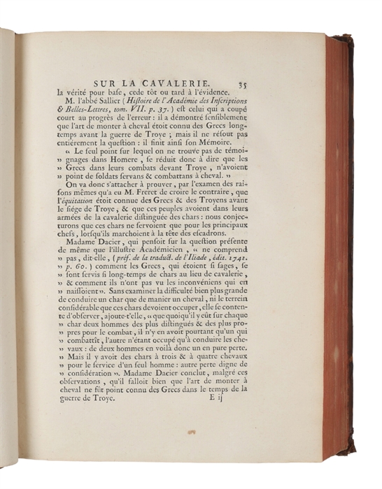 Essai sur la Cavalerie tant anciennes que moderne. Auquel on a joint les Instructions & les Ordonnances nouvelles qui y ont rapport, avec l'état actuel des Troupes à Cheval, leur paye, &c.
