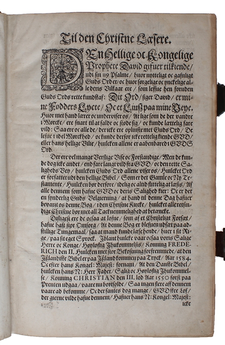 Biblia Det er Den gantske Hellige Scrifft paa Danske igien offuerseet oc Prentet effter vor allernaadigste Herris oc Kongis K. Christian den IV. Befaling. Mett Register/ alle D. Lutheri Fortaler ghans Udledning i Brædden oc Viti Theodori Summarier. Cu...