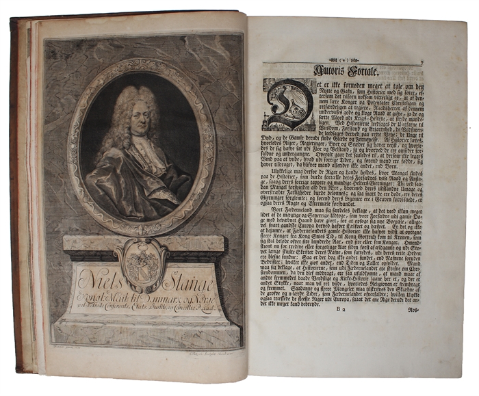 Den stormægtigste konges Christian den fierdes konges til Danmark og Norge, de venders og gothers, hertugs til Slesvig, Holsten, Stormarn og Ditmersken, greves til Oldenborg og Delmenhorst, historie, sammenskrevet af Niels Slange. 4 parts (all).