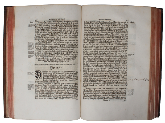 Den stormægtigste konges Christian den fierdes konges til Danmark og Norge, de venders og gothers, hertugs til Slesvig, Holsten, Stormarn og Ditmersken, greves til Oldenborg og Delmenhorst, historie, sammenskrevet af Niels Slange. 4 parts (all).