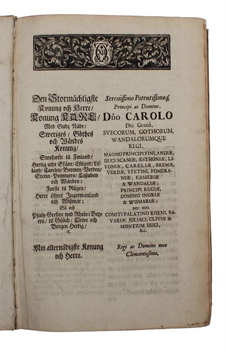 Heims Kringla/ Eller Snorre Sturlusons Nordländiske Konunga Sagor. Sive Historiae Regum Septentrionalium. Ante secula quinque, patrio sermone antiquo Conscriptae, Quas Ex Manuscriptis Codicibus edidit, Versione gemina, notisque brevioribus, Indici Poë...