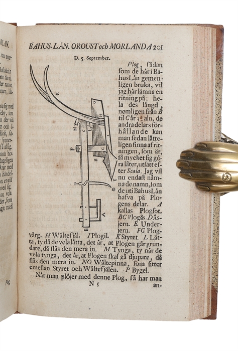 Wästgötha Och Bahusländska Resa Förrättad År 1742. Med Anmärkningar uti Historia Naturali, Physique, Medicine, Oeconomie, Antiquiteter etc. Jemte nödige Figurer.