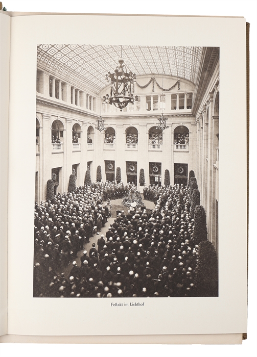 Krupp 1812 - 1912. Zum 100jährigen Bestehen der Firma Krupp und der Gussstahlfabrik Essen-Ruhr (+) Festakt im Lichthohf des Hauptverwaltungsgebäudes. 
