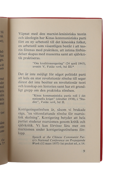Citat ur ordförande Mao Tse-Tungs Verk (Swedish) (i.e. Quotations of Chairman Mao).